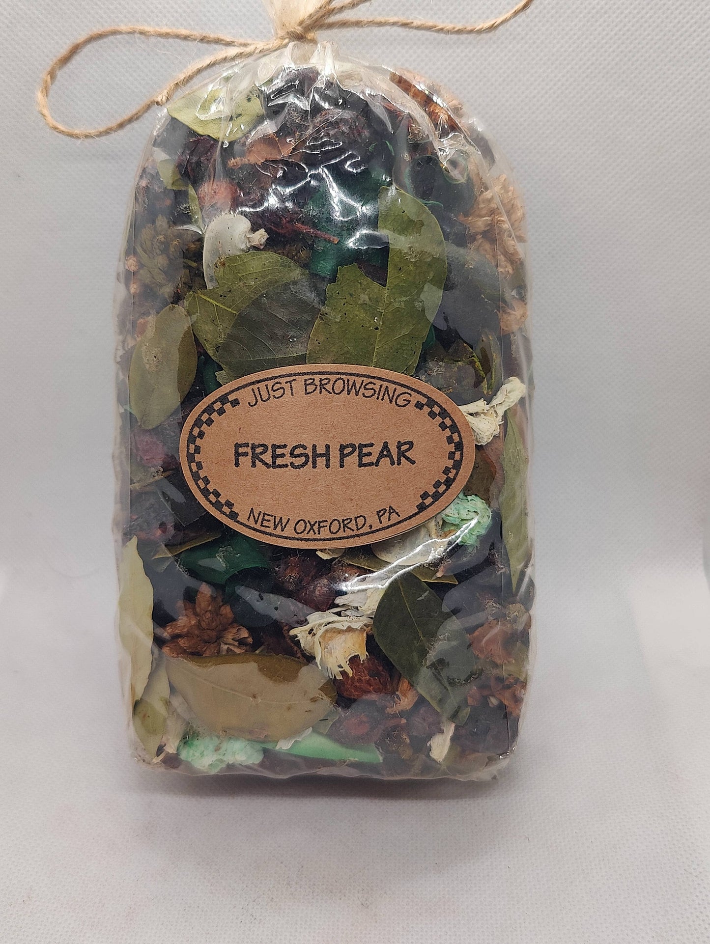 Scented Potpourri with Rosehips - Fresh Pear - 4 Cup Bag