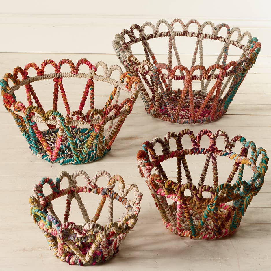 Groovy Petal Baskets