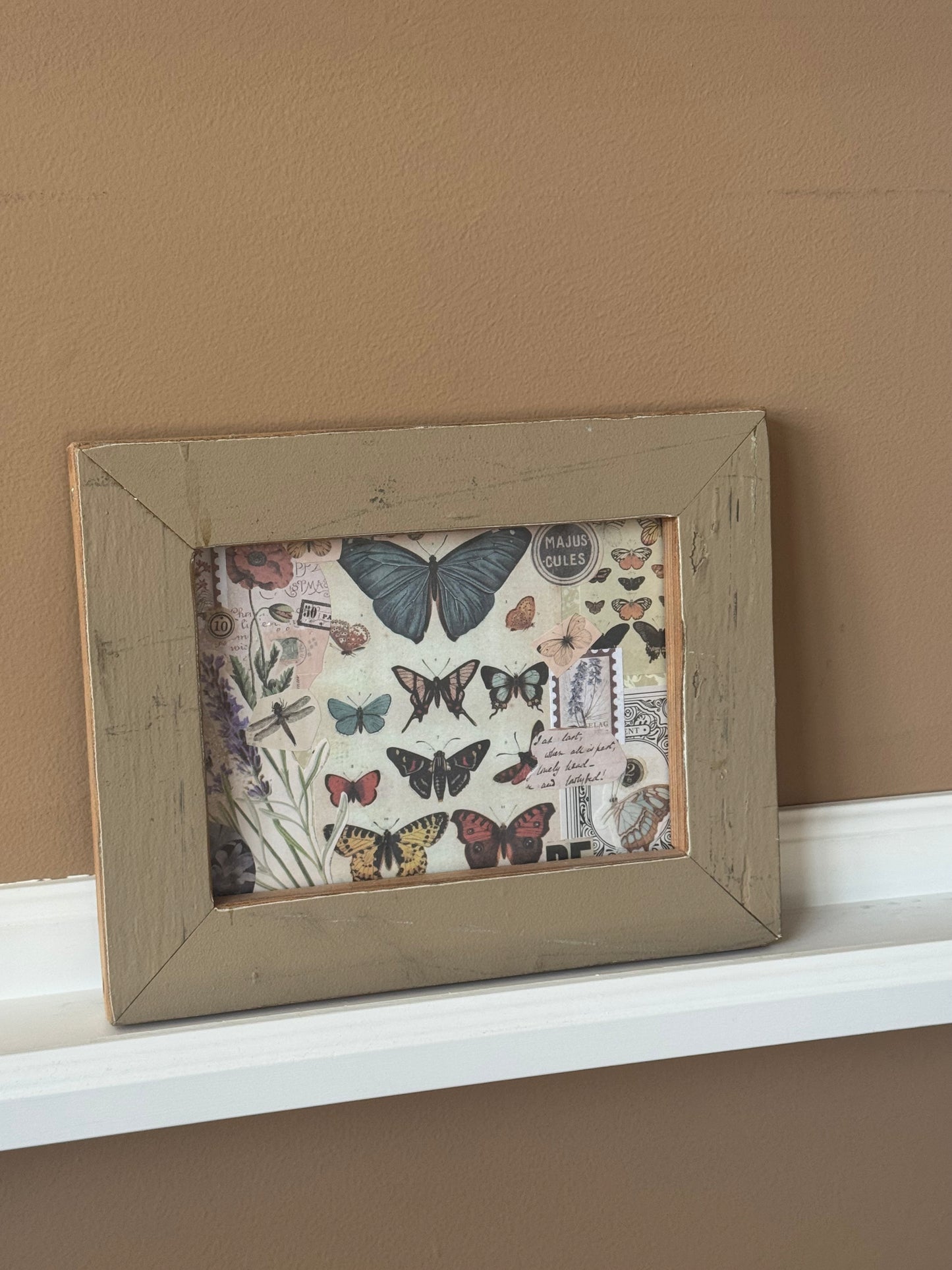 5x7 Sandstone Reclaimed wood frame