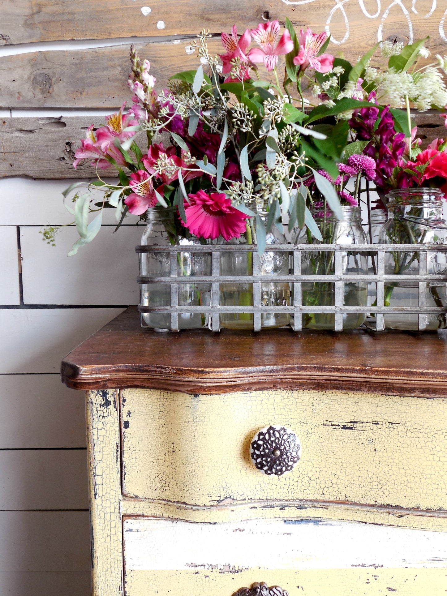 Love Bug Sweet Pickins Milk Paint