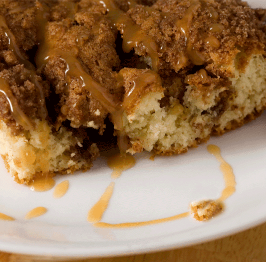 Caramel Coffee Cake Hearth Candle