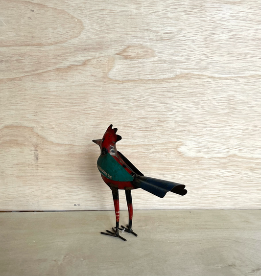 Dizzy the Roadrunner• Recycled Metal Animals