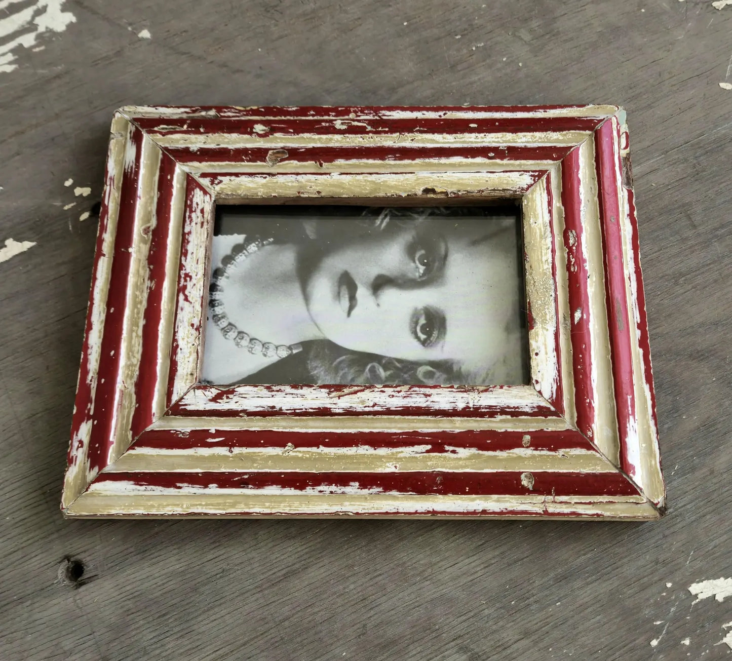 Reclaimed 4x6 frame - Barn Red & Cream