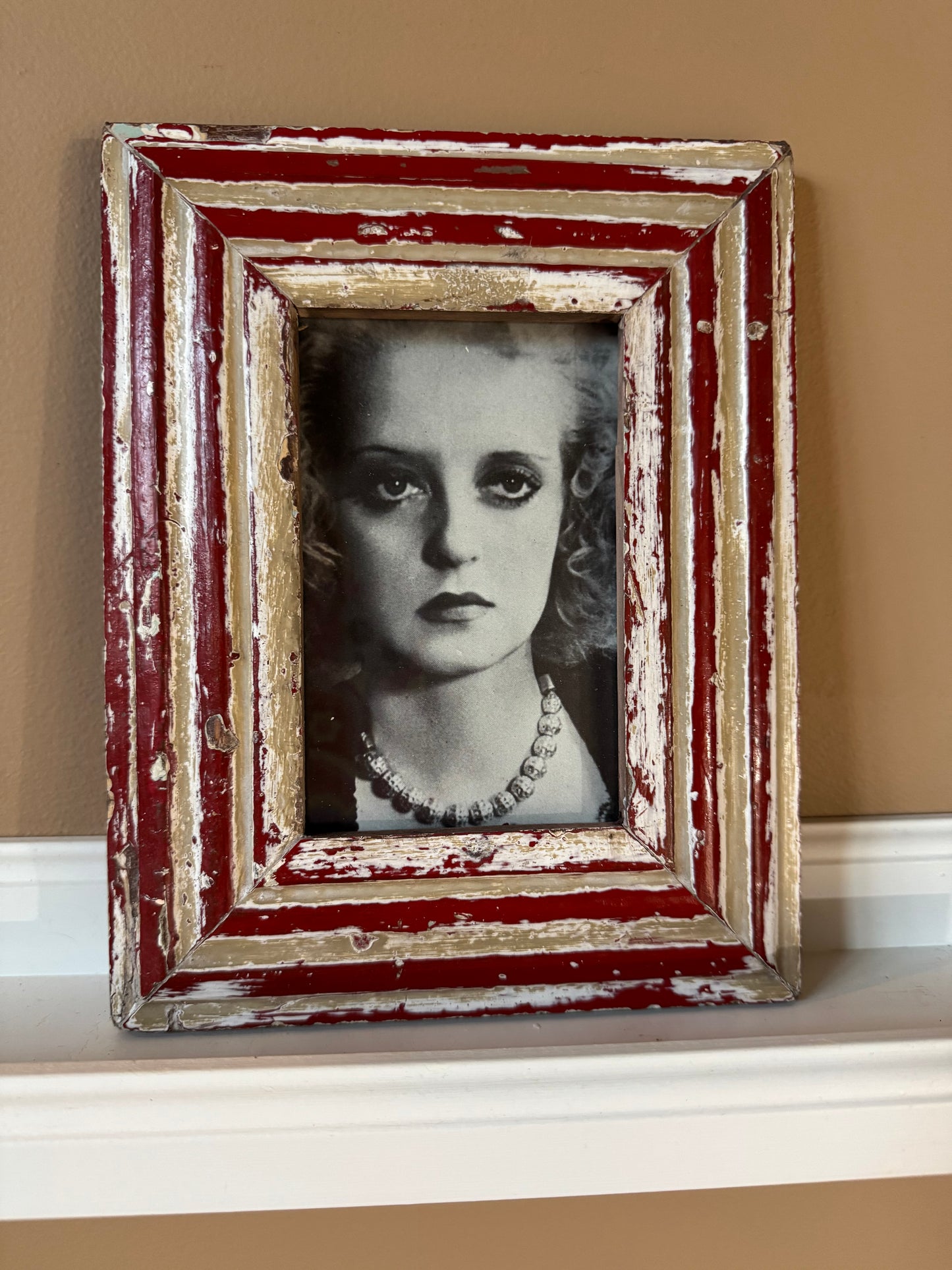 Reclaimed 4x6 frame - Barn Red & Cream