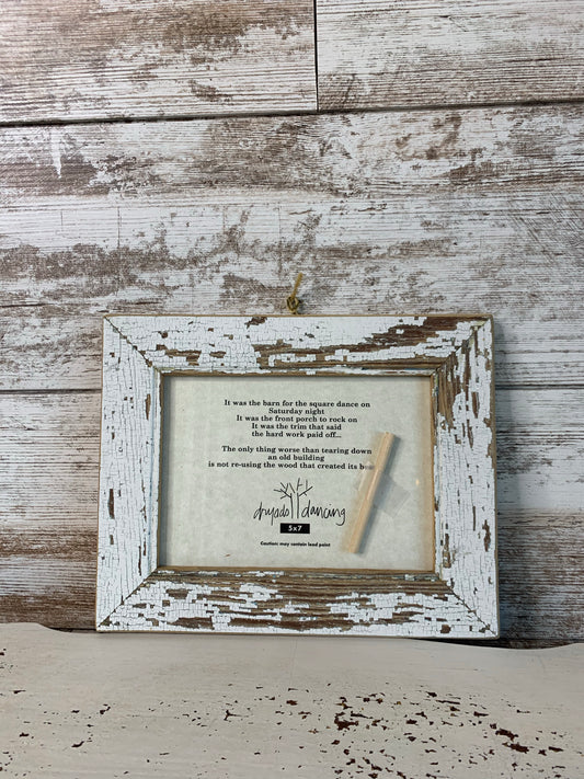 5x7 White Chippy Reclaimed wood frame